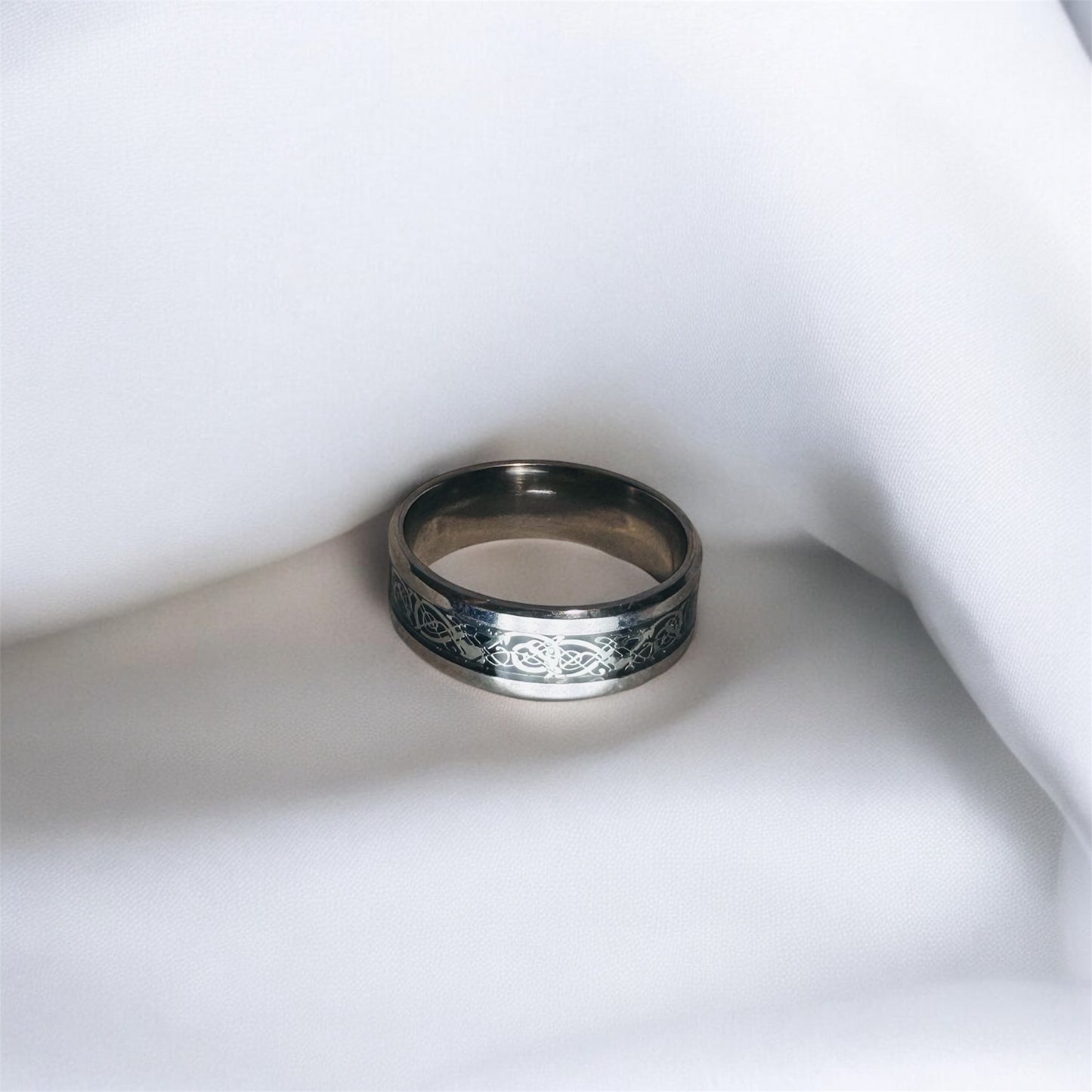 Beveled Edge Band Ring with Celtic Pattern
