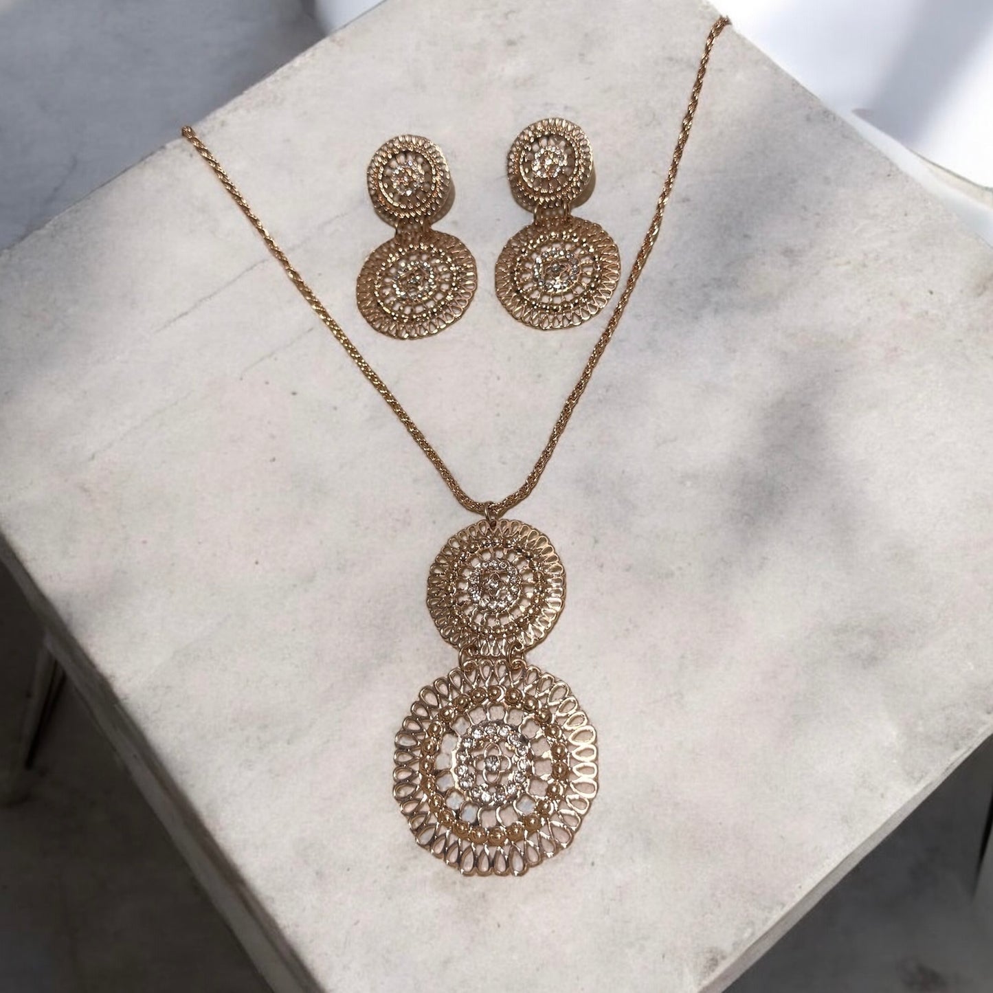 Hollow Round Earrings and Necklace Set