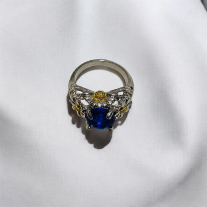 Art Deco Ornate Blue Crystal Daisy Ring